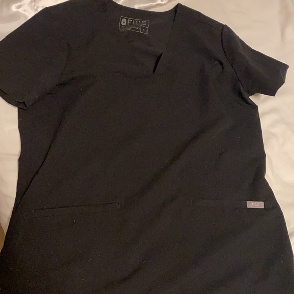 FIGS Casmara scrub top - Picture 2 of 2